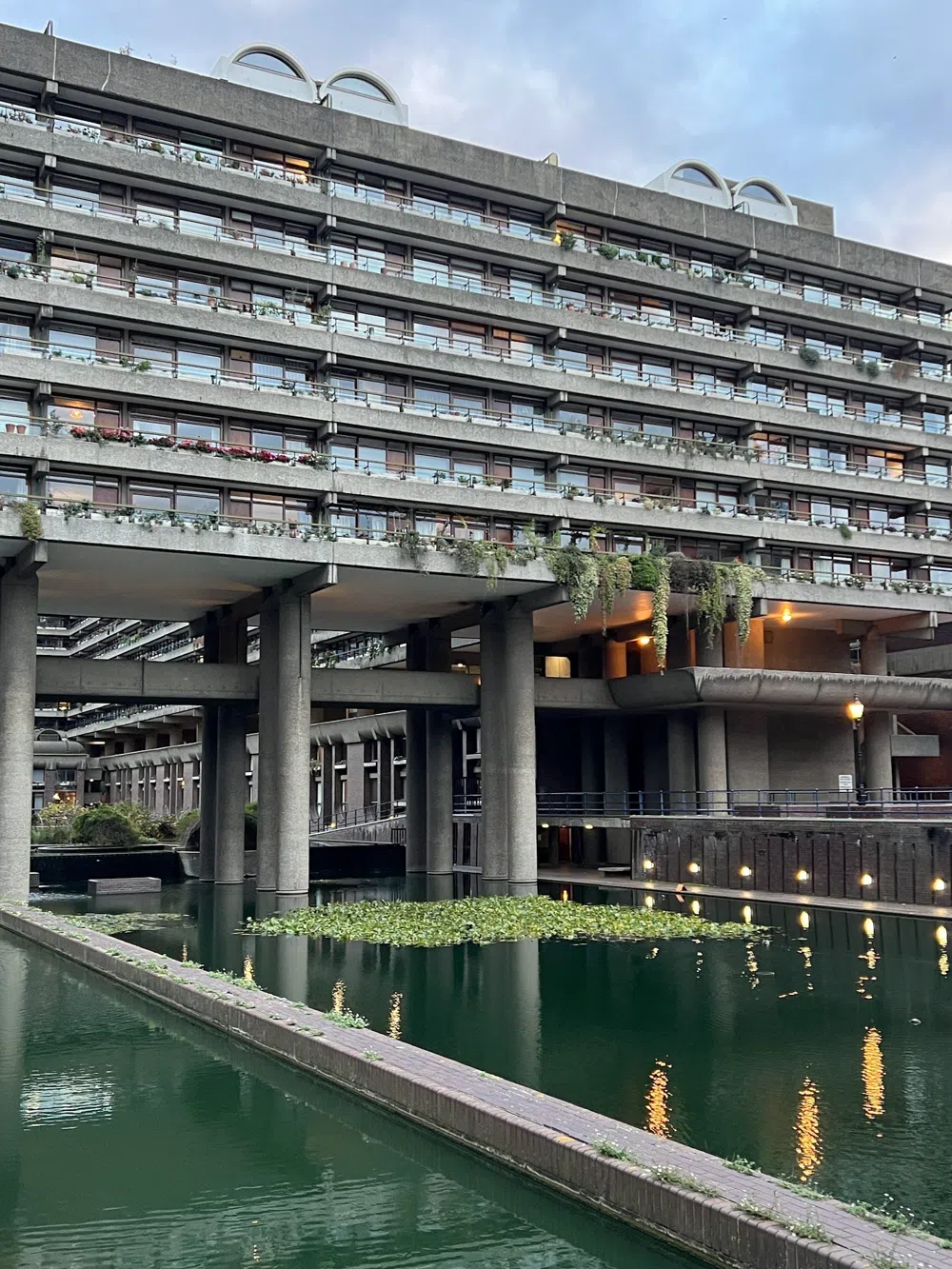 London's Brutalist Utopias on Foot
