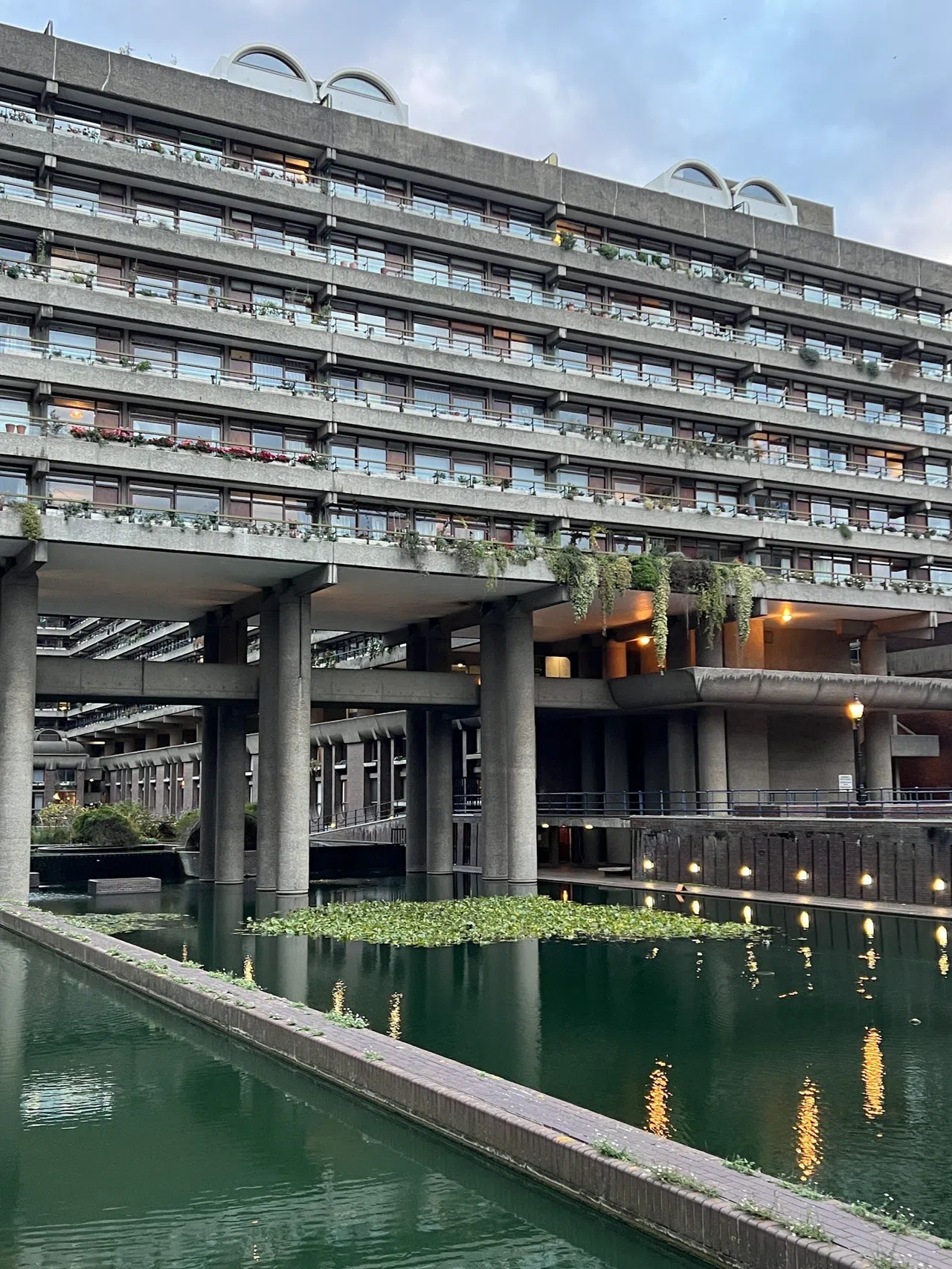 London's Brutalist Utopias on Foot