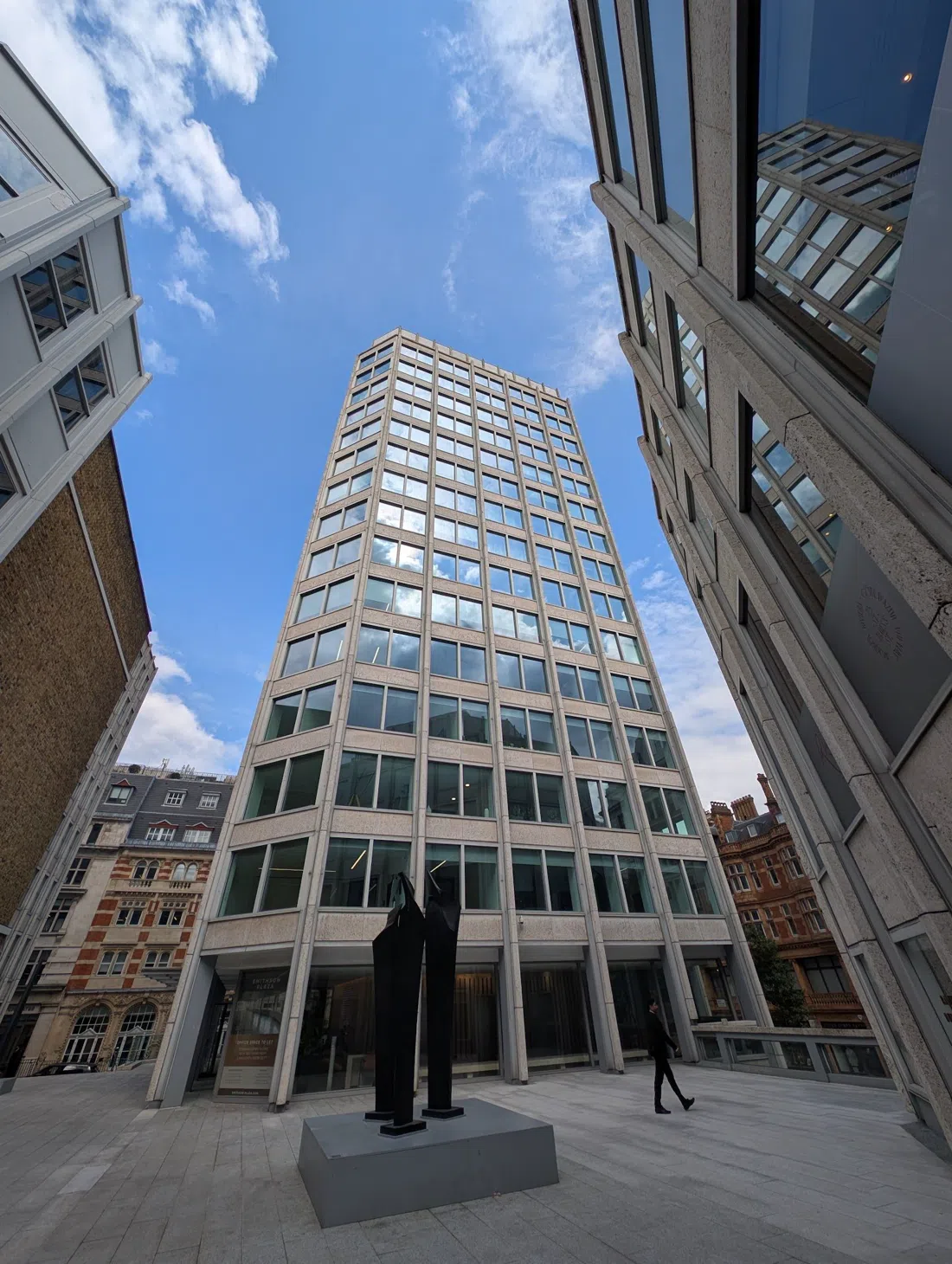 Smithson Plaza, London