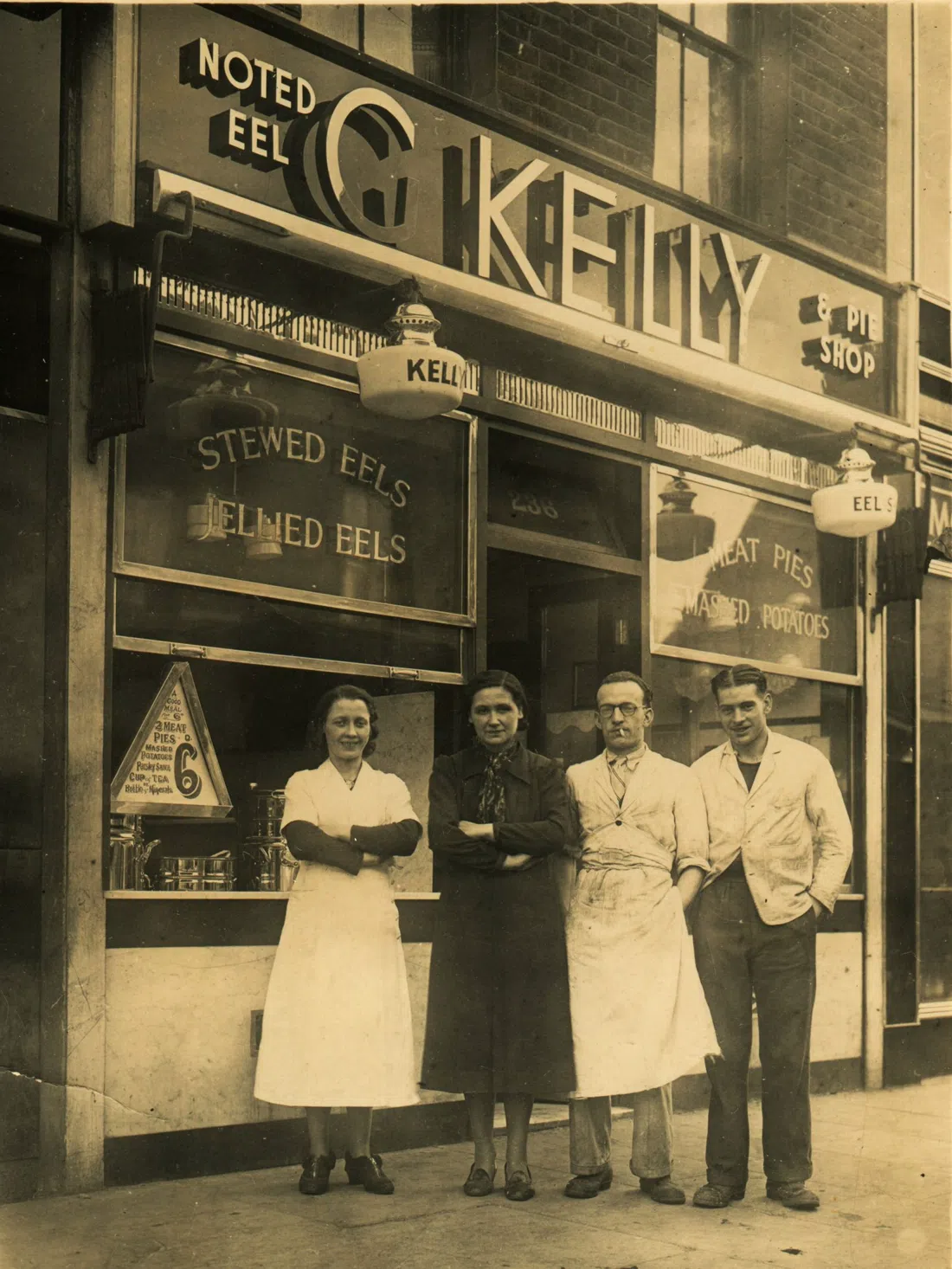 G. Kelly (Roman Road), Londres