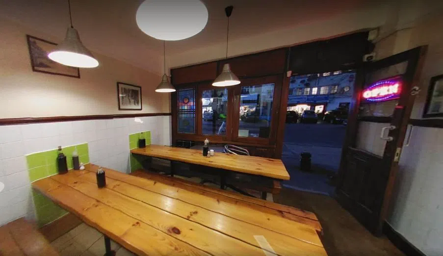 BJ's Pie & Mash Shop (Barking Road), Londres