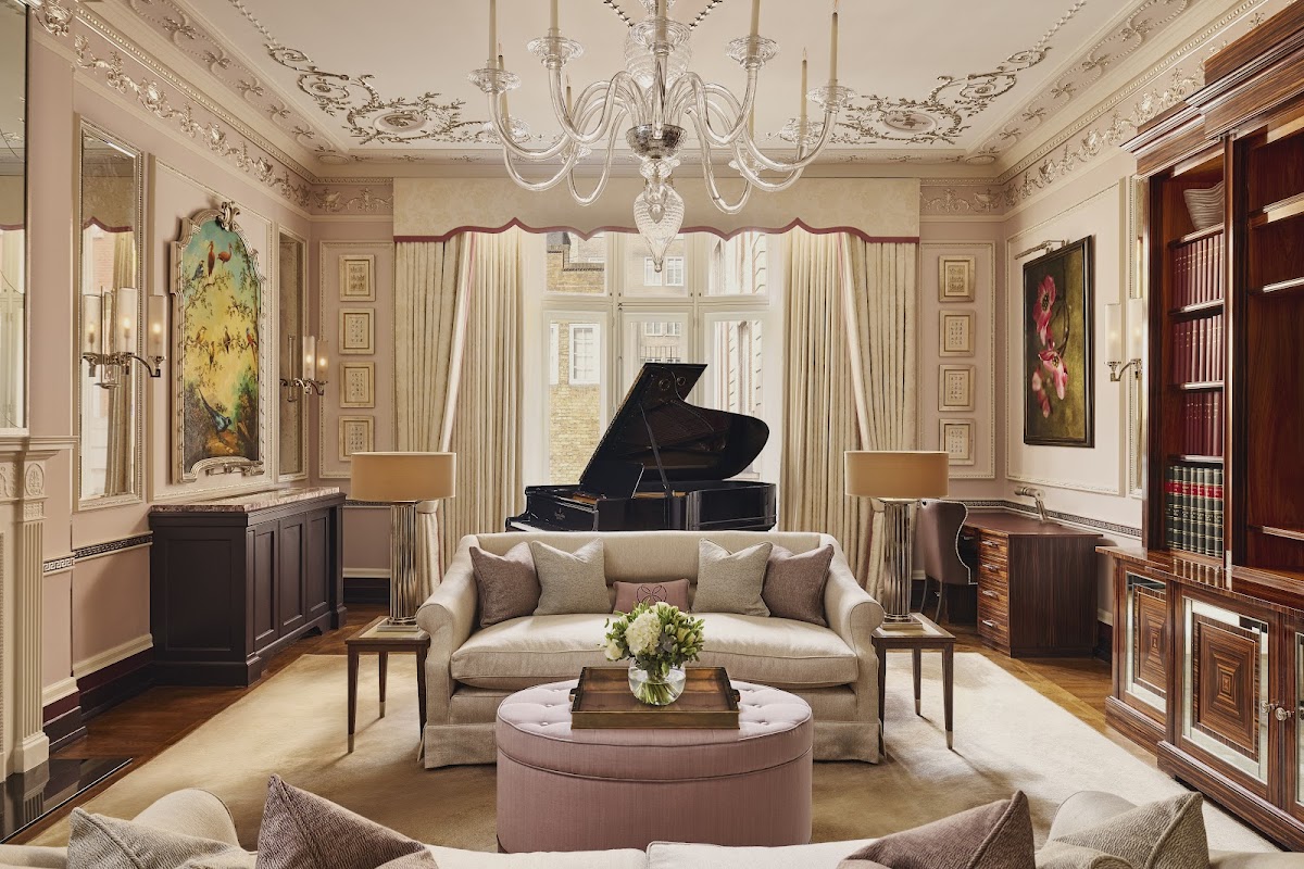 The Connaught — photo 3